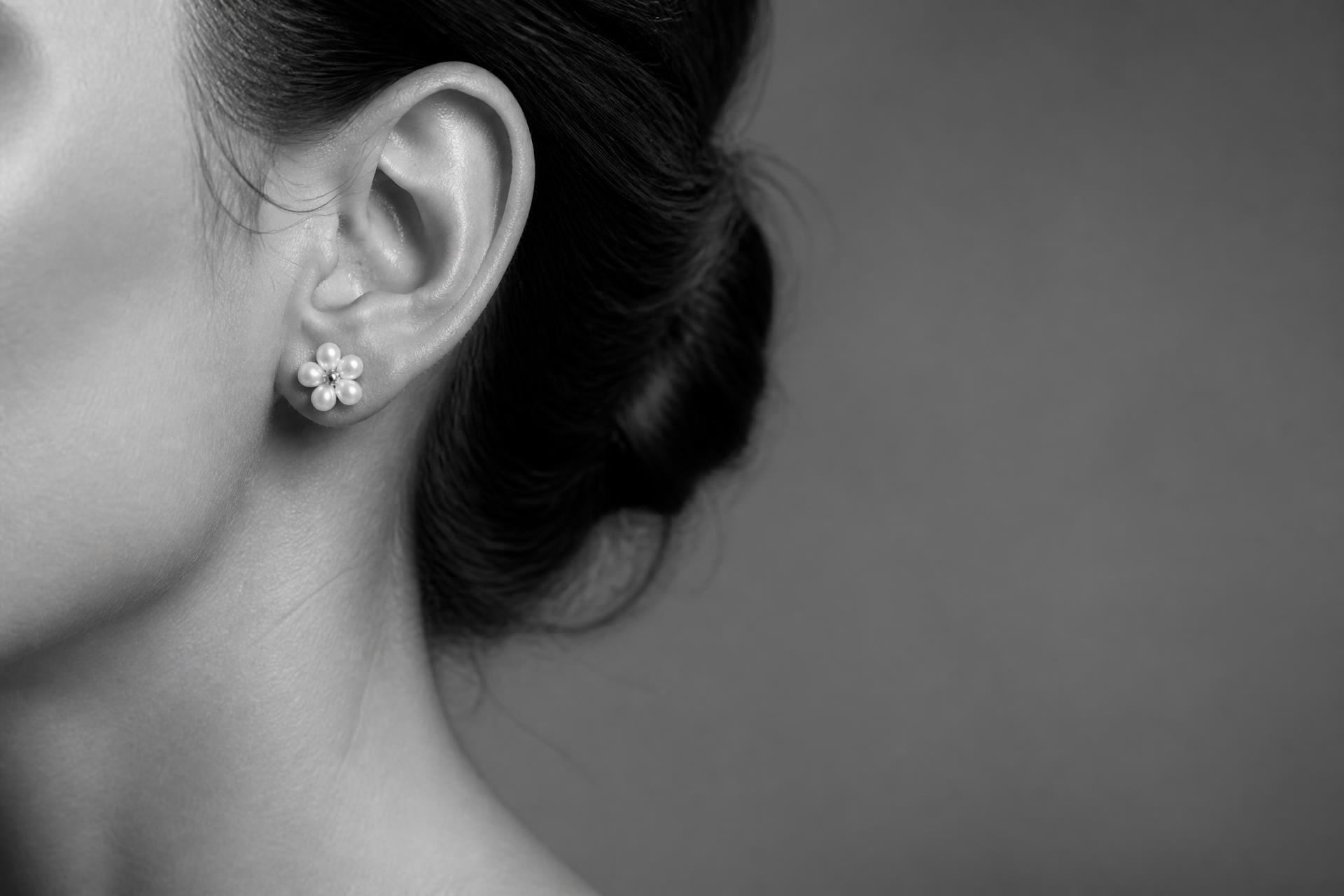 Maely Jewelry — boucle d'oreille fleur